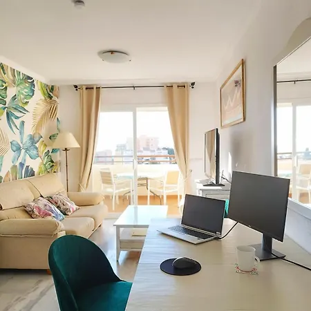 Sunny Terrace Апартаменты Торремолинос